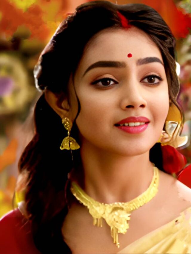 ফুলকি-পর্ণার জোড়া ধামাকা!