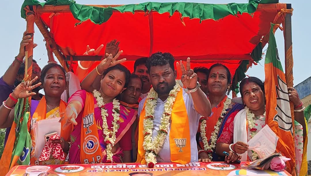 খণ্ডঘোষে জোর প্রচারে বিজেপি প্রার্থী গৌতম ধাড়া, উন্নয়নের ডাক ও জয়ের স্লোগান